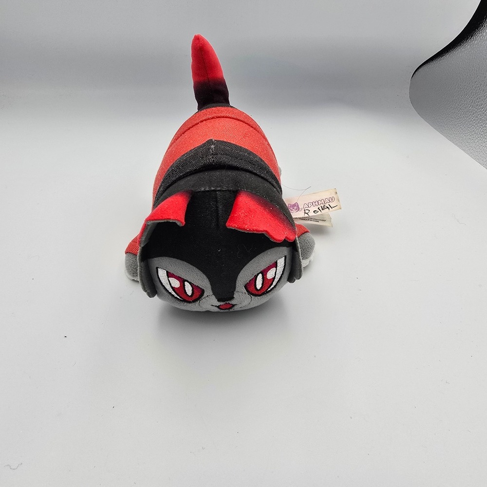 Aphmau MeeMeows Pierce Cat Plush Celestial Collection Red Black Mystery Loaf